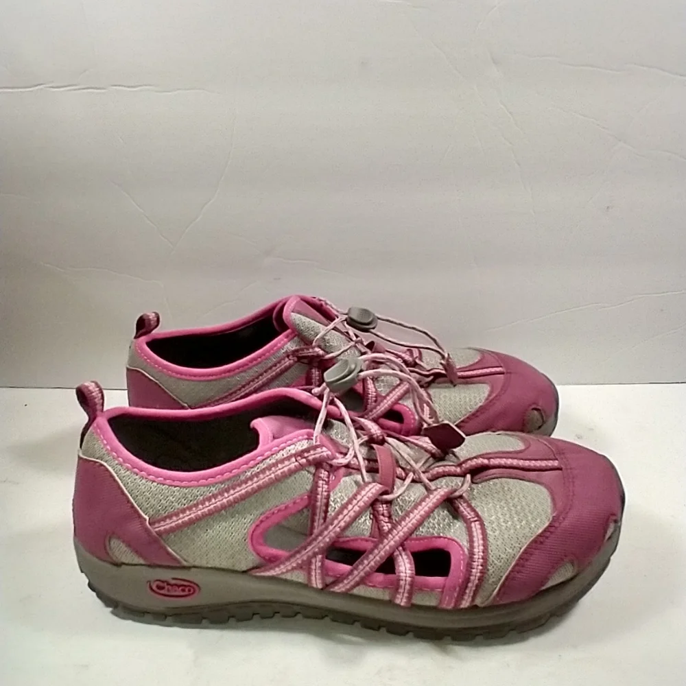 Chaco Outcross Slip On Bungee Lace Water Shoes Girl's sz 5